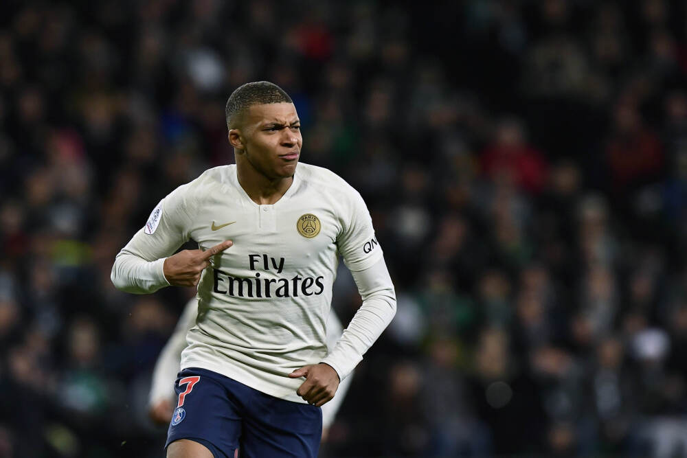 芯碁微装A+H收到证监会备案反馈 要求说明股东情况、外资准入等三大事项